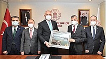 Bakan’a önemli ziyaret - haberi