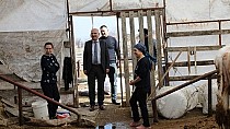 Çiftçiyi tebrik etti - haberi