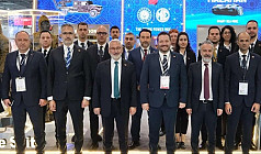 DÜNYAYA MEYDAN OKUYOR