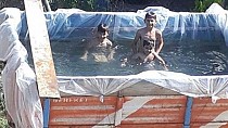 Torunlarına havuz yaptı - haberi