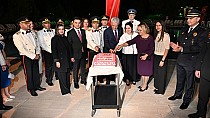Zafer için kutlama - haberi
